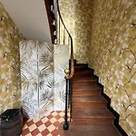 Le Palmier Spacieux, Lumineux, Bien Equipee, 9 P, Beau Jardin Clos Terrasse, Parking Privatif 7 Kms Bayeux Proche Plages Du Debarquement Holiday home Esquay-sur-Seulles