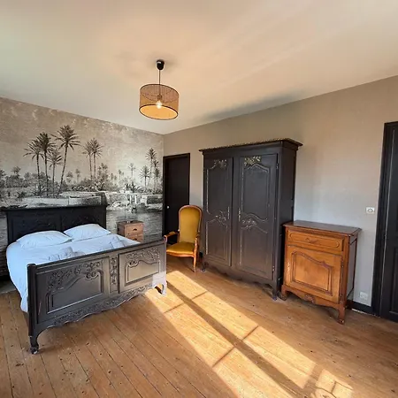 Le Palmier Maison Spacieuse, Lumineuse, Bien Equipee, 3 Belles Chambres, 2 Salles D'Eau, 2 Wc, Grand Jardin Arbore Clos, Belle Terrasse, Parking Privatif 7 Kms Bayeux Proche Plages Du Debarquement * Esquay-sur-Seulles
