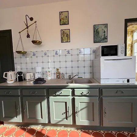Le Palmier Maison Spacieuse, Lumineuse, Bien Equipee, 3 Belles Chambres, 2 Salles D'Eau, 2 Wc, Grand Jardin Arbore Clos, Belle Terrasse, Parking Privatif 7 Kms Bayeux Proche Plages Du Debarquement * Esquay-sur-Seulles