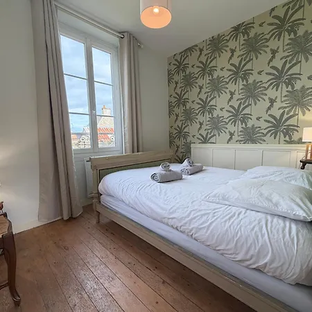 Le Palmier Maison Spacieuse, Lumineuse, Bien Equipee, 3 Belles Chambres, 2 Salles D'Eau, 2 Wc, Grand Jardin Arbore Clos, Belle Terrasse, Parking Privatif 7 Kms Bayeux Proche Plages Du Debarquement *