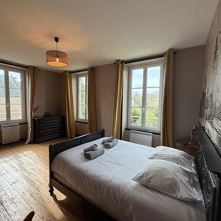 Le Palmier Maison Spacieuse, Lumineuse, Bien Equipee, 3 Belles Chambres, 2 Salles D'Eau, 2 Wc, Grand Jardin Arbore Clos, Belle Terrasse, Parking Privatif 7 Kms Bayeux Proche Plages Du Debarquement Esquay-sur-Seulles