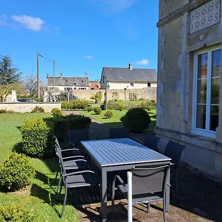 Le Palmier Maison Spacieuse, Lumineuse, Bien Equipee, 3 Belles Chambres, 2 Salles D'Eau, 2 Wc, Grand Jardin Arbore Clos, Belle Terrasse, Parking Privatif 7 Kms Bayeux Proche Plages Du Debarquement *