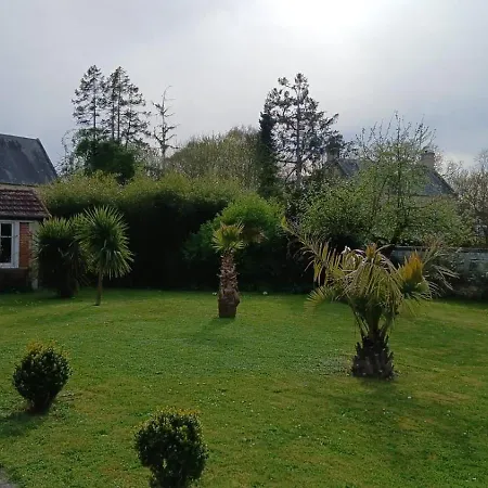 Le Palmier Maison Spacieuse, Lumineuse, Bien Equipee, 3 Belles Chambres, 2 Salles D'Eau, 2 Wc, Grand Jardin Arbore Clos, Belle Terrasse, Parking Privatif 7 Kms Bayeux Proche Plages Du Debarquement Esquay-sur-Seulles