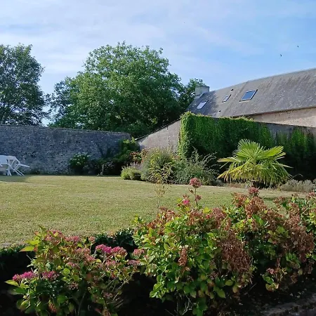 Le Palmier Maison Spacieuse, Lumineuse, Bien Equipee, 3 Belles Chambres, 2 Salles D'eau, 2 Wc, Grand Jardin Arbore Clos, Belle Terrasse, Parking Privatif 7 Kms Bayeux Proche Plages Du Debarquement *